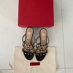 Rockstud Leather Heeled Mule in Black